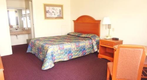 Budget Inn Daleville Bagian luar foto