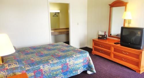 Budget Inn Daleville Bagian luar foto